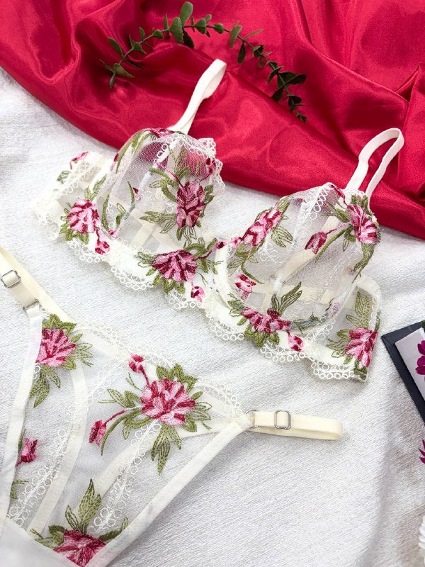 Fleur İşlemeli Set — Pembe