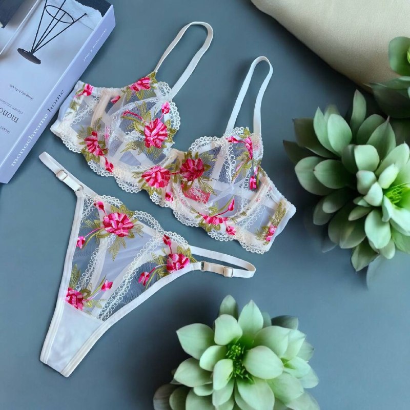 Camille İşlemeli Set — Lila