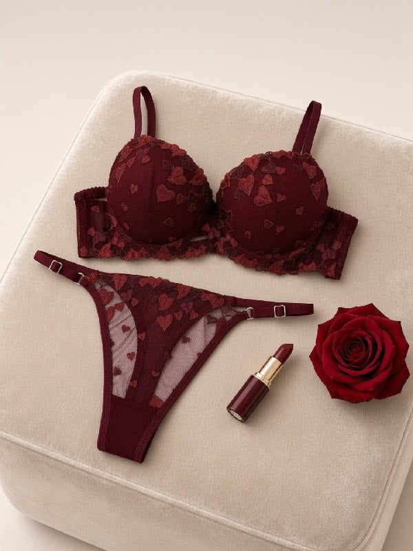 Margaux İşlemeli Set — Bordo