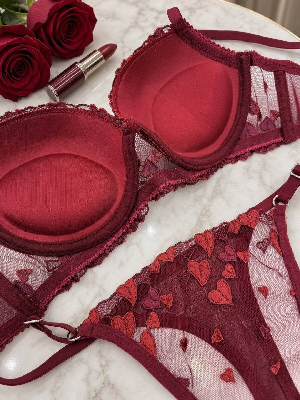 Margaux İşlemeli Set — Bordo